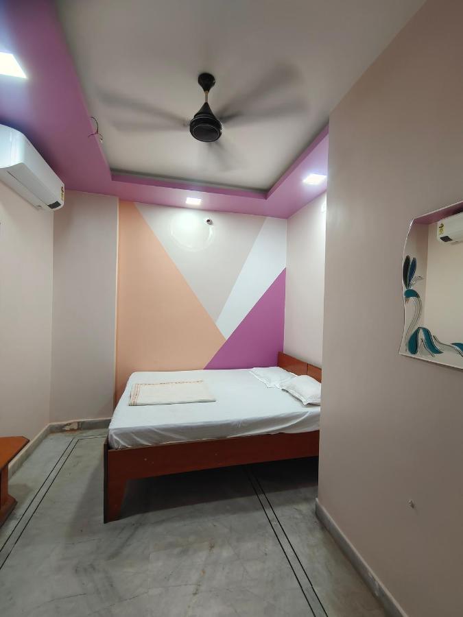 Hotel Anjali 乌贾因 外观 照片