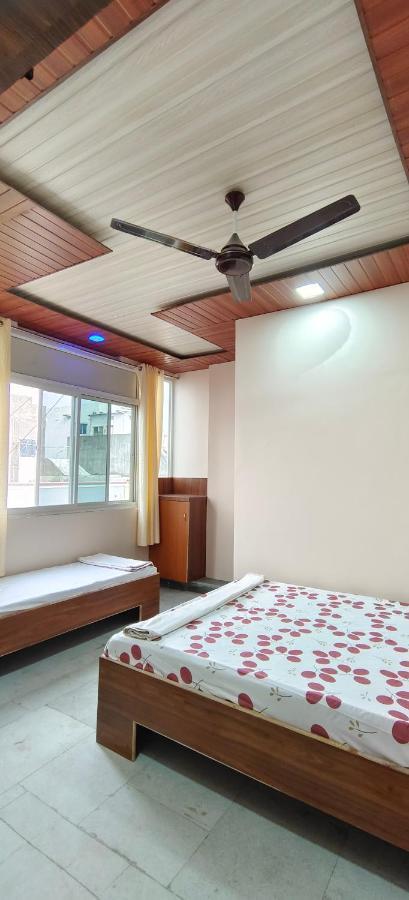 Hotel Anjali 乌贾因 外观 照片